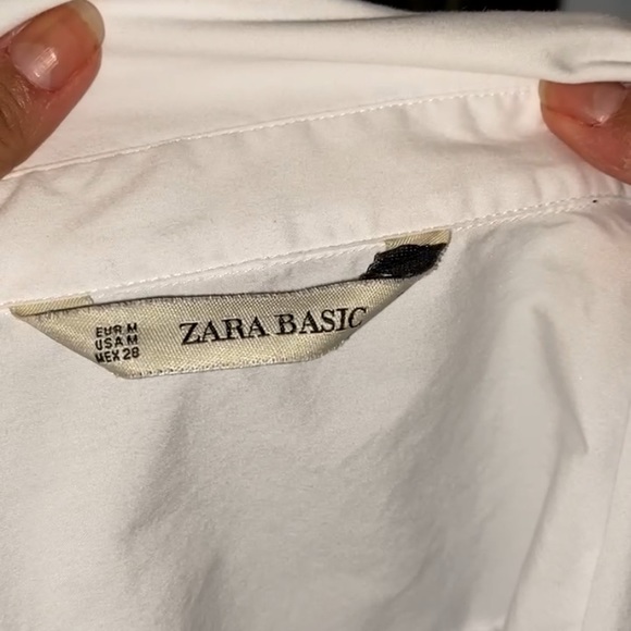 ZARA basic white button down shirt - Picture 4 of 7